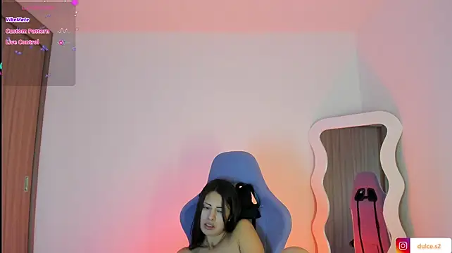 Kylie_Wet - 👀🍒 Show and Play Boobs 💦