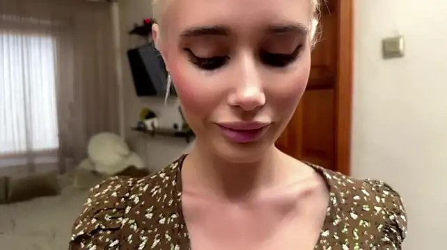 FloriaMinteer - touch my tits?)
