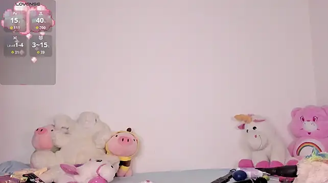 Yuna_Hot - 2 toys in ass