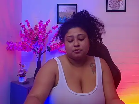 Ayliinn_ - take out the tits🤤