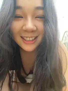 Luna-girl - 大白牛震阴蒂