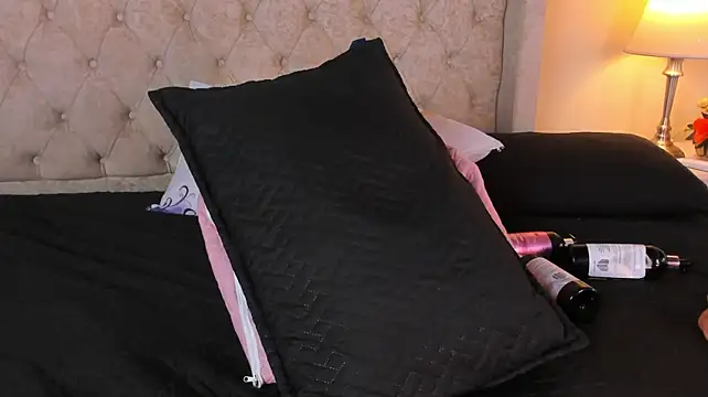 Natalia_collinslim - toy in pussy