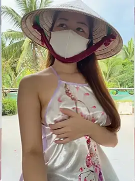 My_Melodyy - Make me cum pussy in public garden 🪴😈