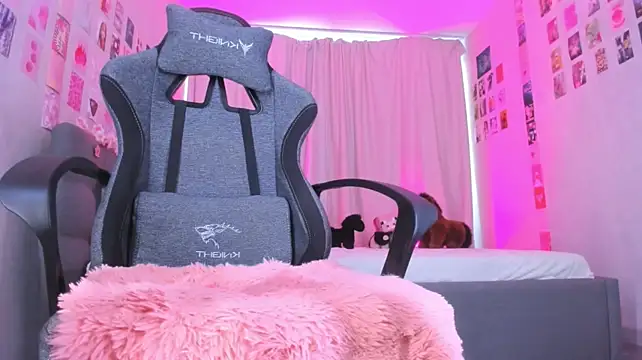 Eva_Harper