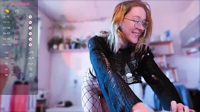 Alisahug - naked masterbate