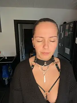 MaryPeach666 - LT 5min Toy contol