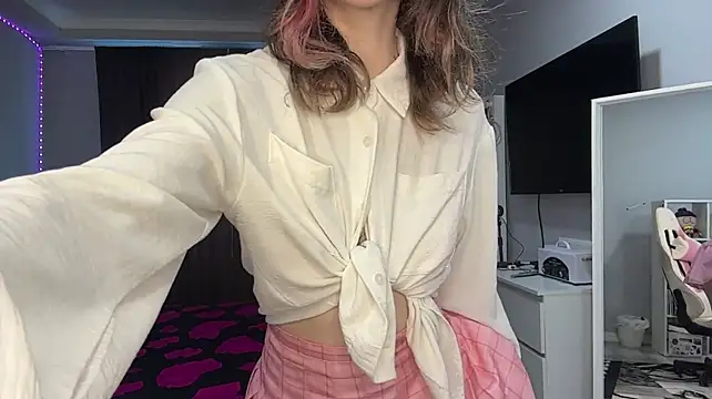 ShadowBarbie - finger in ass
