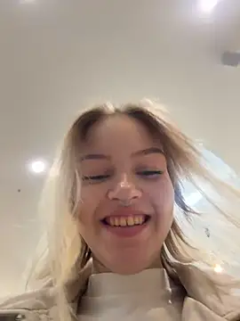 AshleyMur - naked show