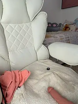 Itsclaiire - ✦ Help me cum? 💦 Me ajuda a gozar? ✦
