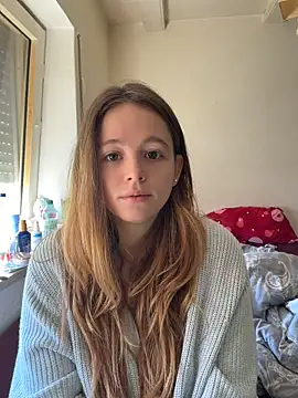 Rhyumii - 🍑SpankAss 75x&Flash Boobies🍒♥️