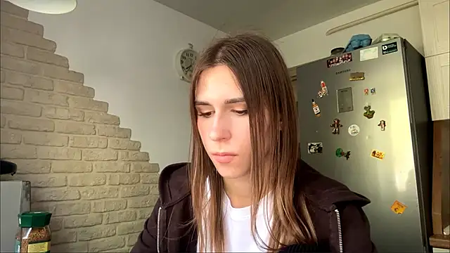 ZaraGuyette - waist dance