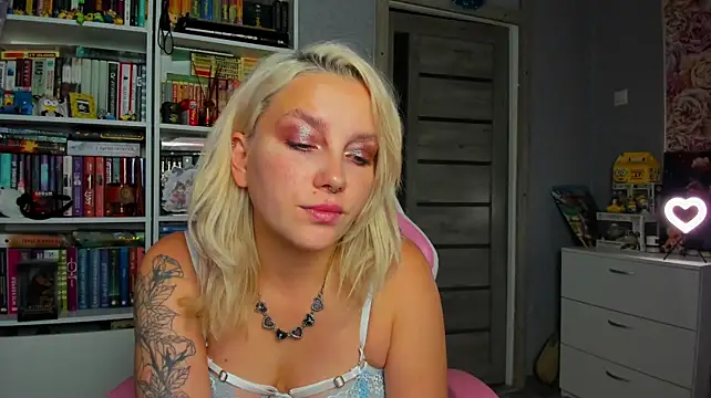 Julia_666 - pull your panties down lower