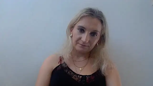 ViolettaMature - Make my new days special!