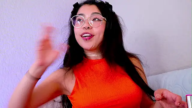 Loveegirll1 - PLUG ANAL AND ESTIMULATE PÚSSY
