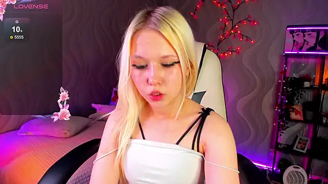 VivieSunn - blow job