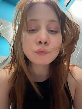 SlavicCandy - show my underwear in public shop