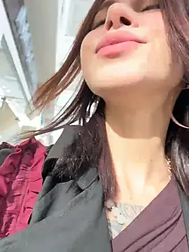 RosieDesire - Slip hands UD top t Picnh nips🍒&moan🥵