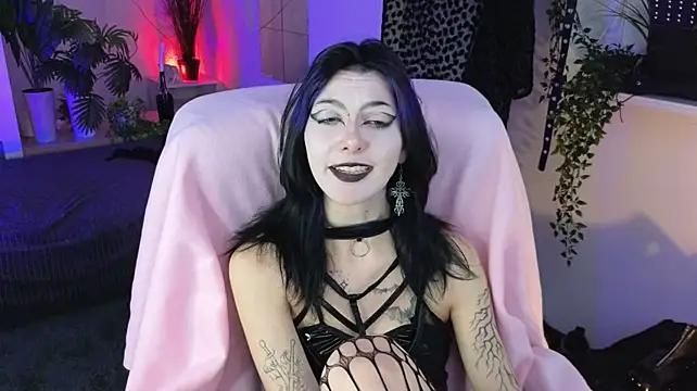 LorenLoiss - Suck my fingers