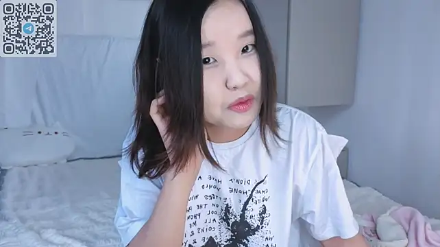 Oohannii - spread pussy wide