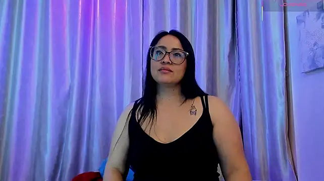 Hannabackerr - oil in my ass