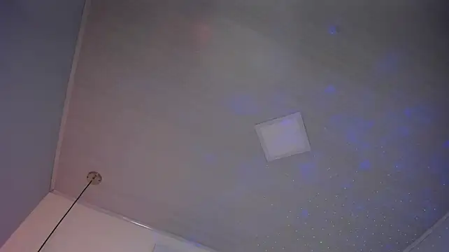 Ayshel__ - scissor position