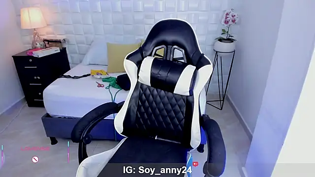 Anny_rouse24 - NAKED ME+2MIN CONTROL