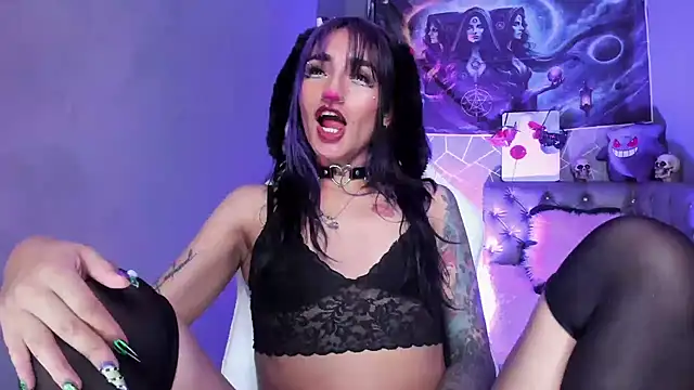 Amelierouss - Deepthroat with saliva and milk in tits♥