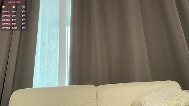 LindaFarm - genlte touch pussy