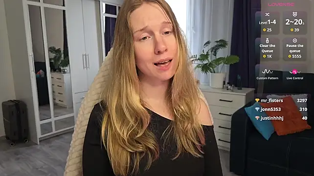 Eve_Sin - Cum on boobies