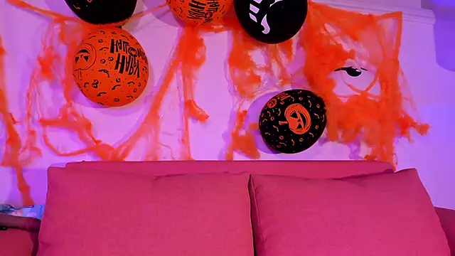 Ninameduxx - Spank ass x20