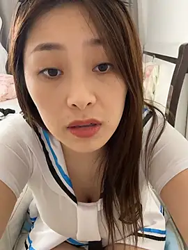 Xinyue-888 - 看看菊花🌼