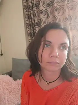 Velvet_Anne - Anal show oil