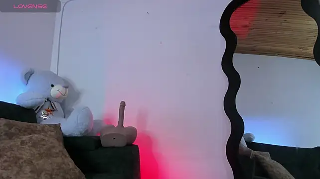 Liz_25b - FINGERS IN PUSSY