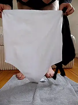 CurvyBonnie_XO - 🔥 Snap/Whatsapp🔥 + 🎁 15 Hot Videos 🎁