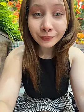 SlavicCandy - pinch slutty nipples in public