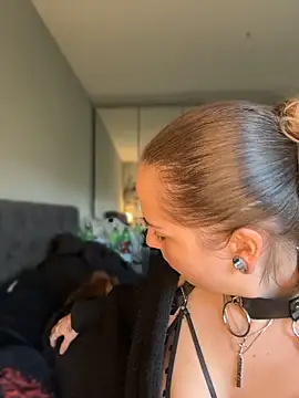 MaryPeach666 - LT 5min Toy contol