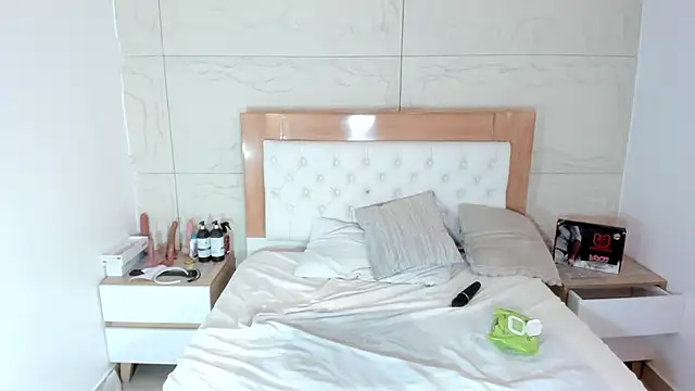 NINAMARTINS - help me squirt daddy 💦🥵