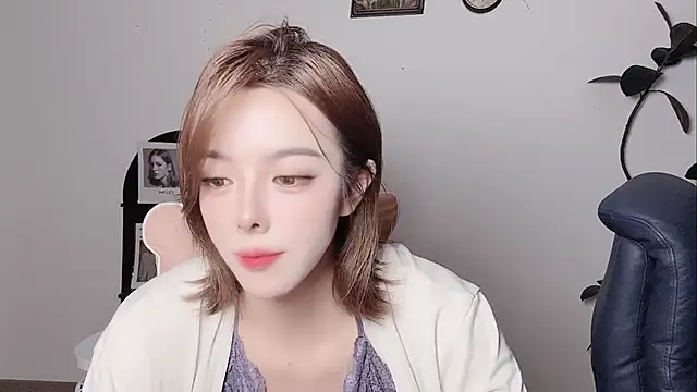 Alice172 - 点点关注~关注雯雯不迷路