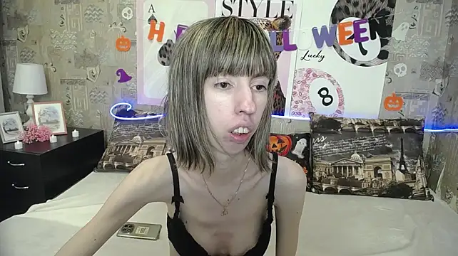 Unusual_G - dildo in pussy