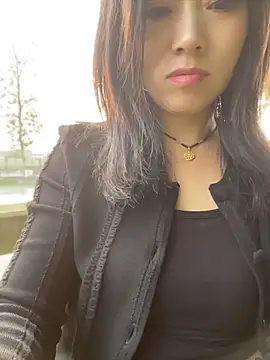 Lipinger - 实现丝袜自由