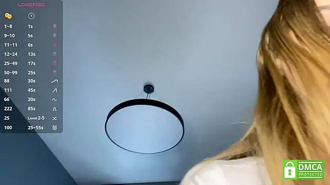 AveryBerkson - squeeze my juicy tits