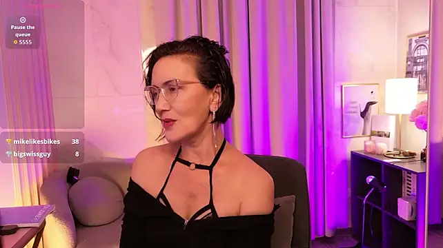 Irene_Marlow - take off the top, stay in lingerie