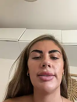Jessiebx - Naked 5 mins🥺