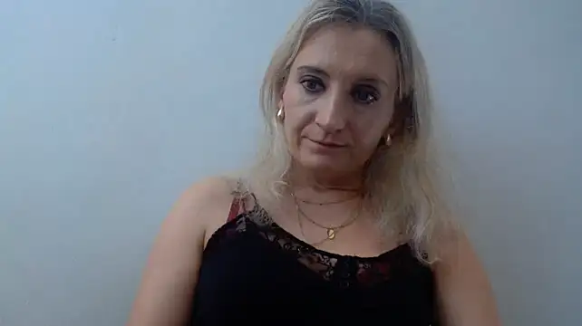 ViolettaMature - Make my new days special!