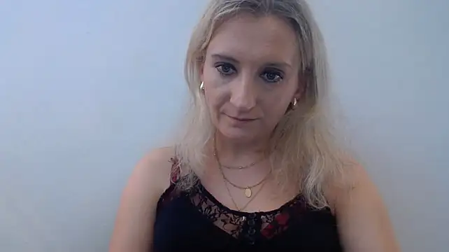 ViolettaMature - Make my new days special!