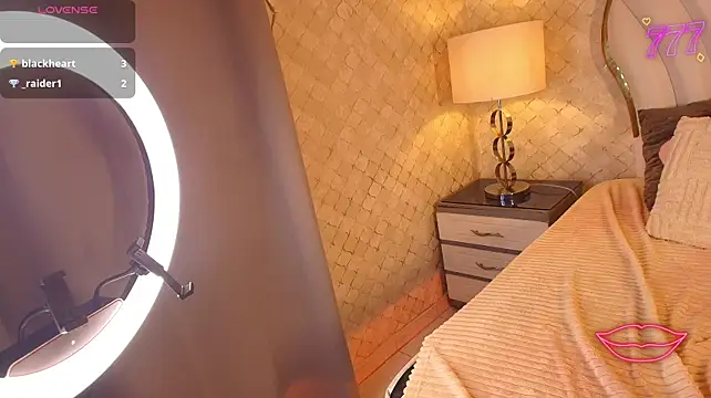 YazminJenner - naked dance of my ass in oil