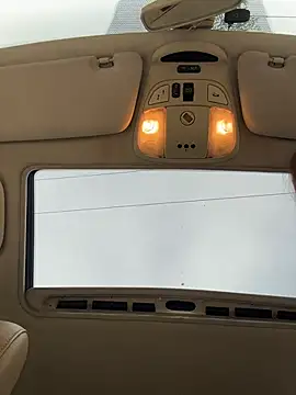 DollyTall - free my boobies in parking 🥵
