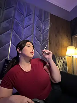 CleoLangley - Spit tease on my naked boobs 💎