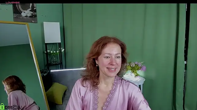 LeticiaRomano - take off your bra under your dress