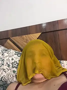 Miss_kanika76 - Buy new leptop